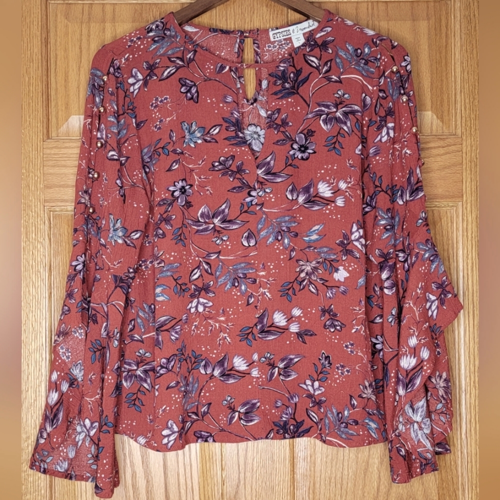 Great condition Gypsies & Moondust Burnt Orange Floral Flare Sleeve Top Sz L